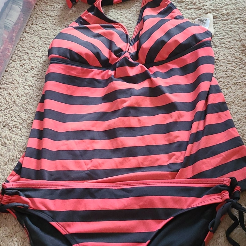 2 piece bathing suit